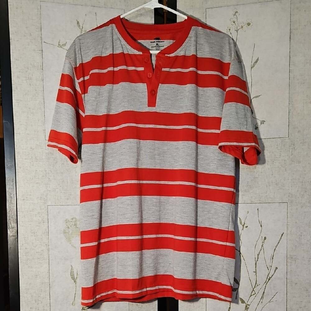 Bold Red and Gray Short Sleeve Tee with Striking Stripes